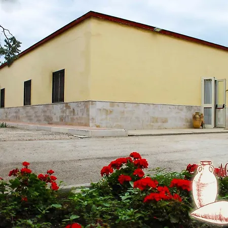 Le Anfore Di Arpi Foggia Exterior photo